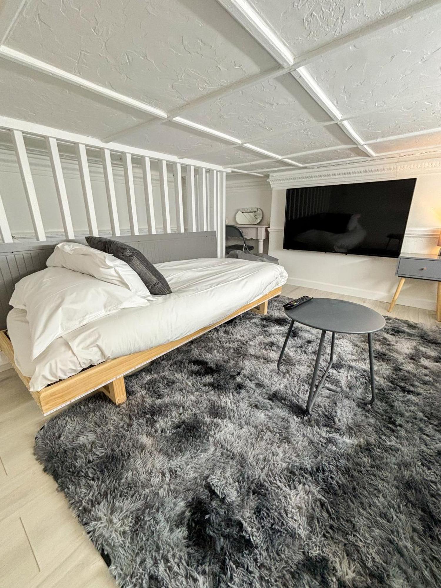 X Hotel Brunswick Square Brighton Екстериор снимка