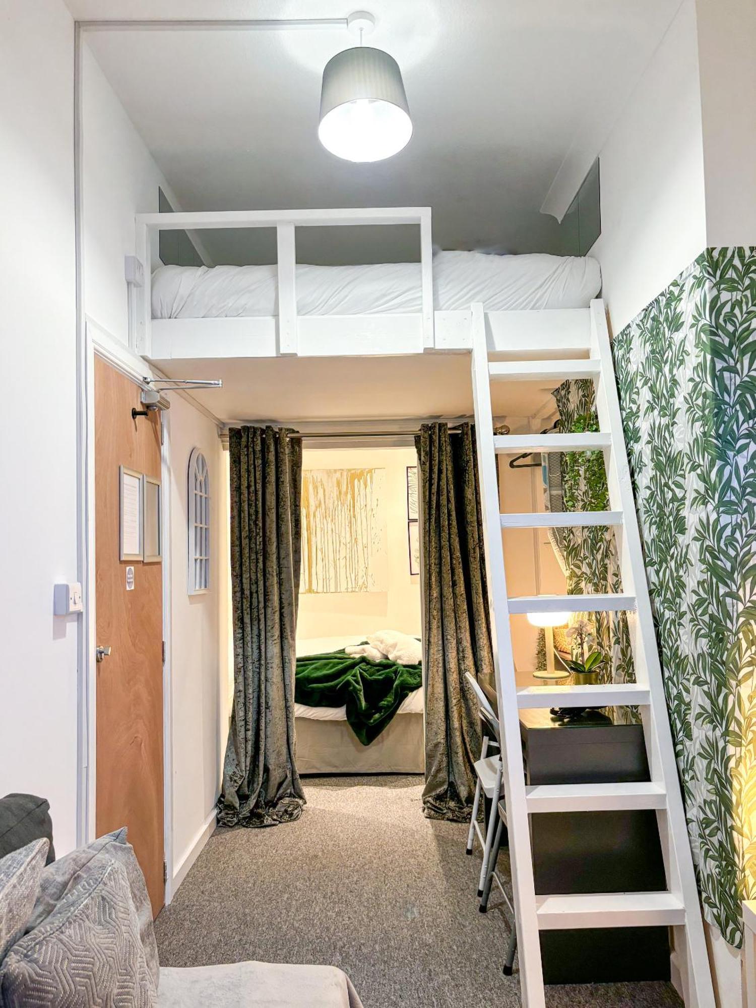 X Hotel Brunswick Square Brighton Екстериор снимка