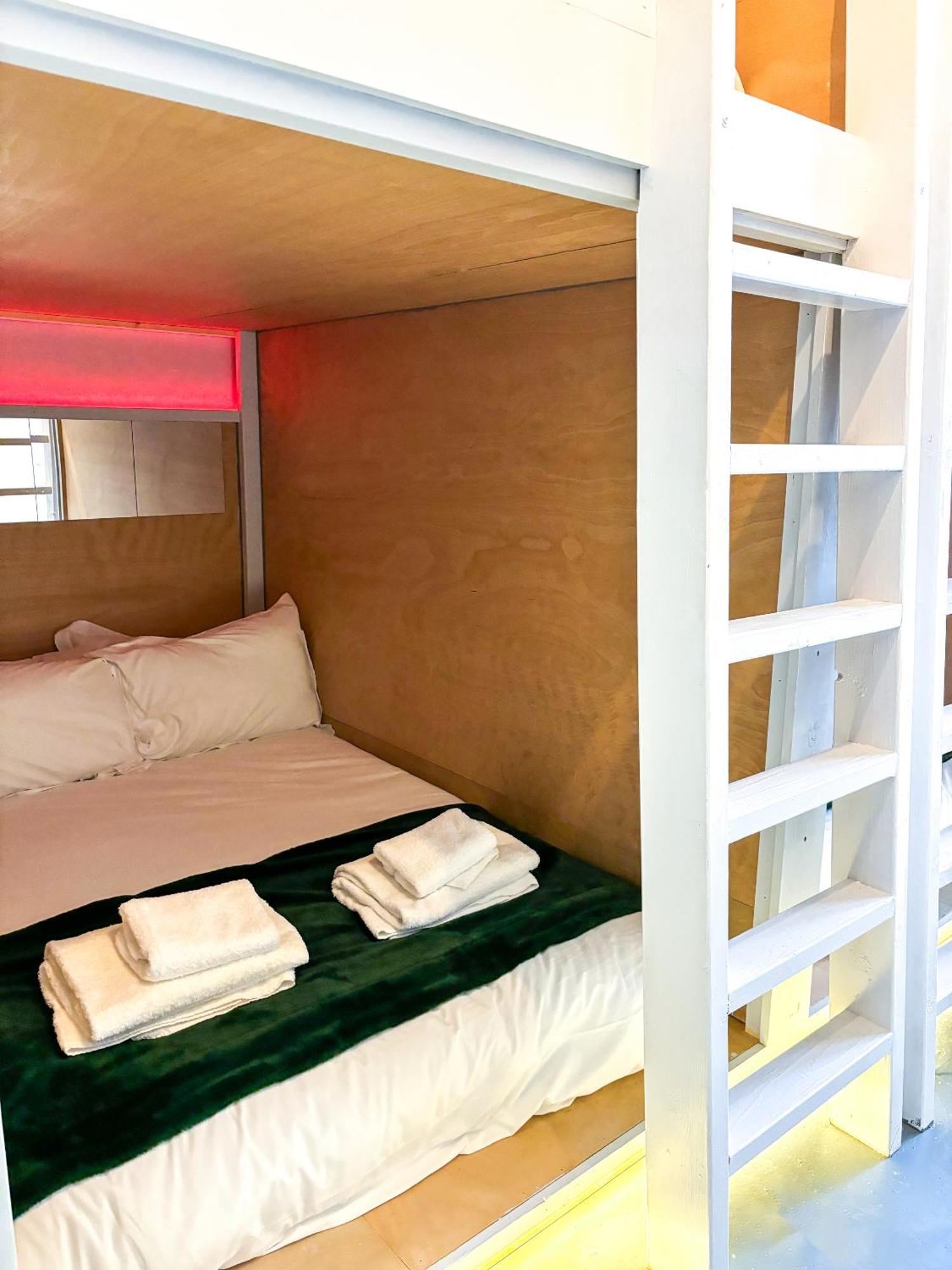 X Hotel Brunswick Square Brighton Стая снимка